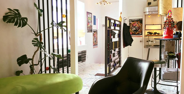 �r���e�[�W�J�[